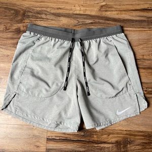 Mens Nike running shorts 5 inch